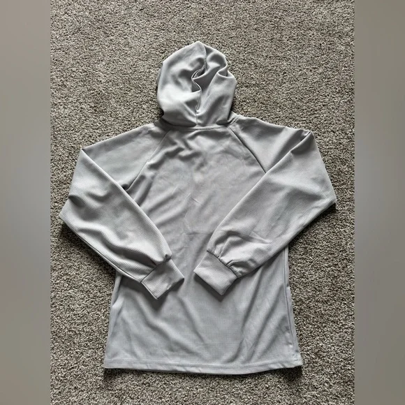 Amazon Gray Long Sleeve Relaxed Sweatshirt - Picture 4 of 7